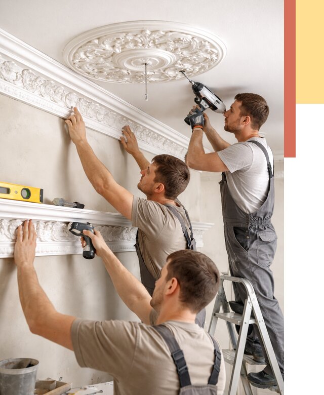 Монтаж лепнины на потолок в Евпатории от 3371 руб. быстро и недорого | ОТДЕЛОЧНИК-Евп